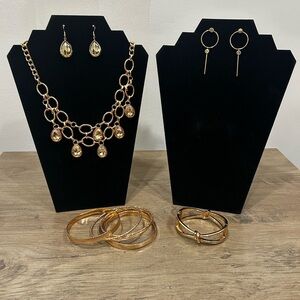 Paparazzi 5 Pc Gold Necklace and Earring Set